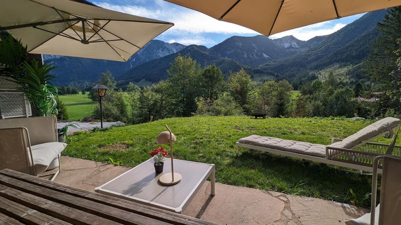 Gemuetliches Berg-Chalet Mit Panoramablick بايريشزيل المظهر الخارجي الصورة